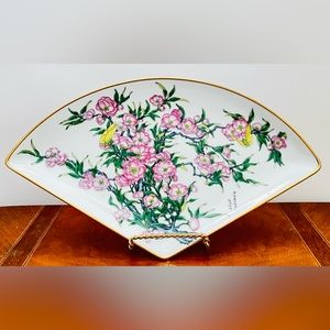 “Peach Blossoms” Japanese Year Kyoto Imperial Porcelain 1982 Plate Butterflies.